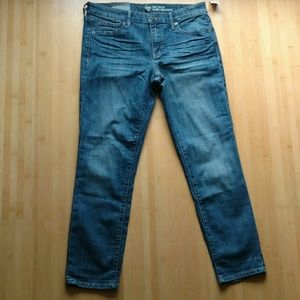 GAP Girlfriend Jeans - NEW!